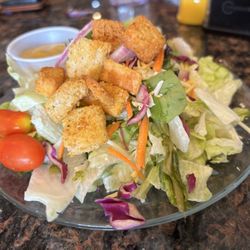 Longhorn Saloon & Grill - Side Salad