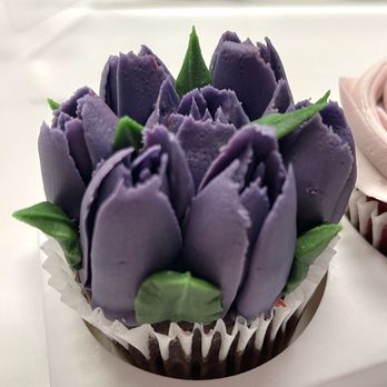 Bundle of Cupcakes - Cupcakes Near Me - Sacramento, California