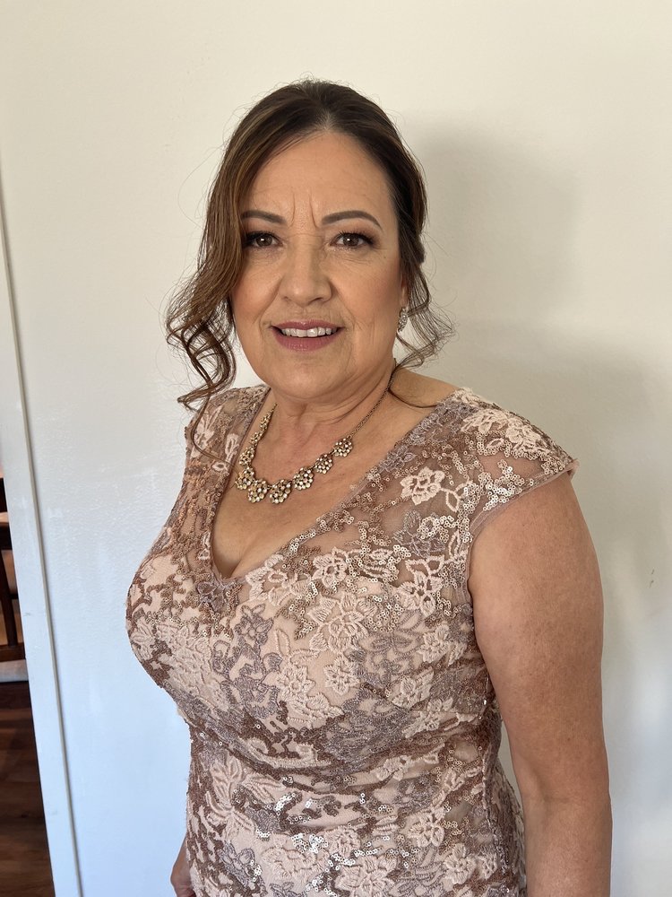 Crystal Rivera Freelance Hair And Makeup Artist Logo