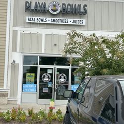 Playa Bowls - Front of store