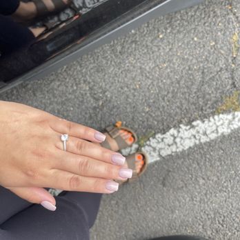 Garden Nails - Acrylic manicure and gel pedicure - Nail Salons Near Me - Kapolei, Hawaii