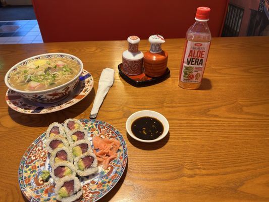 Gold Taste Sushi and Japanese Restaurant by null
