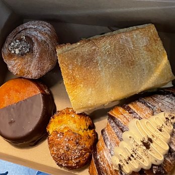 Bonrue Bakery - Bakeries Near Me - St George, Utah