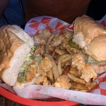 Maxine's Gumbo House - Shrimp and crawfish poboy - Cajun/Creole Near Me - Manor, Texas