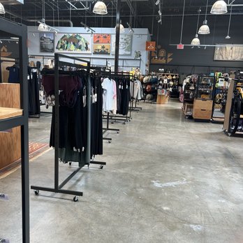 REI - Inside - Outdoor Gear Near Me - Tulsa, Oklahoma