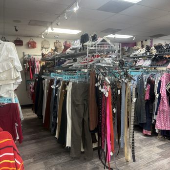 Plato's Closet - San Jose, CA - Thrift Stores Near Me - San Jose, California