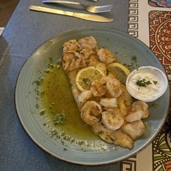 Acropolis Greek Restaurant - Red snapper add shrimp