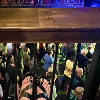 AMOS’ SOUTHEND - Updated February 2026 - 70 Photos & 76 Reviews - 1423