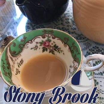 Robinsons Tea Room - French Vanilla with Raw Sugar and Milk - Desserts Near Me - Stony Brook, New York