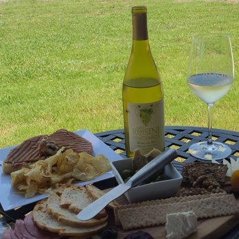 Rosini Vineyards - Prosciutto/mozzarella panini, charcuterie board with semi sweet Blanc du Bois - Wine Tasting Room Near Me - Rockwall, Texas