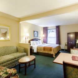 Comfort Inn & Suites