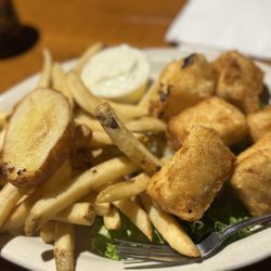 Bill's Tavern & Brewhouse - Fish and chips
