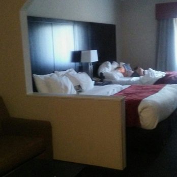 Comfort Suites - Hotels Near Me - Clackamas, Oregon