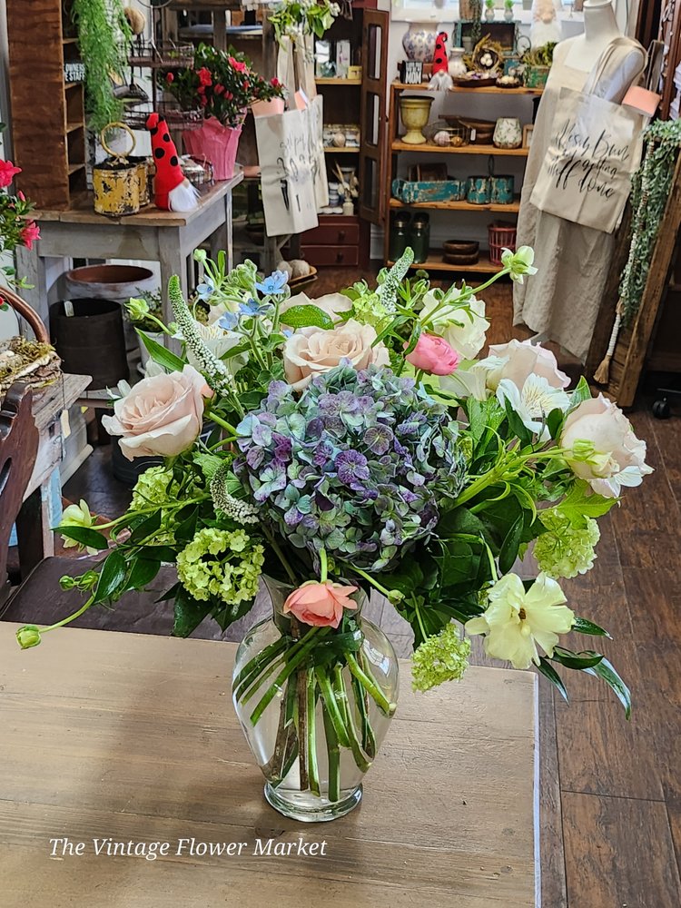 THE VINTAGE FLOWER MARKET Updated July 2024 703 Florida Ave, Cocoa