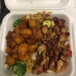 Suki Hana - Traditional teriyaki chicken w/noodles along with some orange chicken&veggies.. this is my go to spot in the fashion outlet mall.