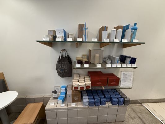 Blue Bottle Coffee by null