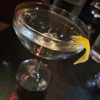 Eris Cocktail Lounge - Vesper - Cocktail Bars Near Me - Portland, Oregon Eris Cocktail Lounge - Vesper - Cocktail Bars Near Me - Portland, Oregon