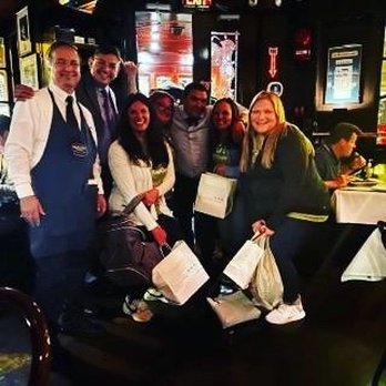 Martin's Tavern - Breakfast & Brunch Near Me - Washington, DC, District of Columbia