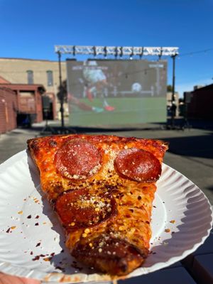 Graffiti Pizza by null