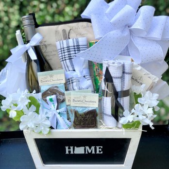 Bella Vino Gifts - Custom new home Realty gift baskets - Gift Shops Near Me Bella Vino Gifts - Custom new home Realty gift baskets - Gift Shops Near Me