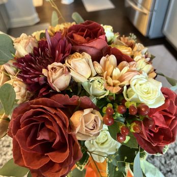 Dahlia A Florist - Bouquet - Florists Near Me - Greenville, South Carolina