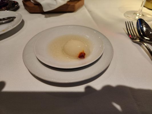 Le Crocodile by Rob Feenie by null