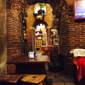 Rincón de la Cava - Used to be some kind of prison or soldier quartets - Spanish Near Me - Madrid, M