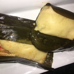 RJM Rancho BBQ - Tamales de pollo  Chicken tamales
