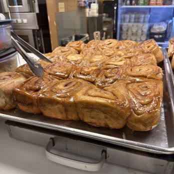 Cinnamon Roll Place - Bakeries Near Me - Kihei, Hawaii