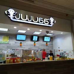 Juju66 - In the food court
