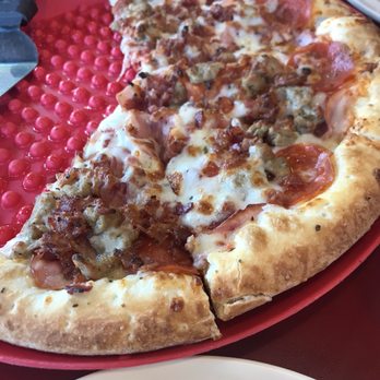 DoubleDave's Pizzaworks - Delicious! - Pizza Near Me - New Braunfels, Texas DoubleDave's Pizzaworks - Delicious! - Pizza Near Me - New Braunfels, Texas
