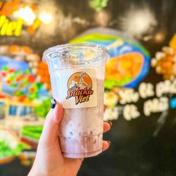 Snackie Viet - Taro milk tea