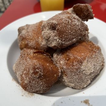 Big Bear Biscuits - Fried biscuits and apple butter - Breakfast & Brunch Near Me - Indianapolis, Indiana