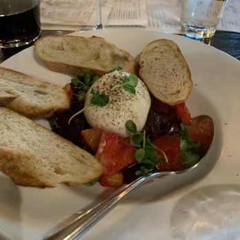 Etto Pasta Bar - Burrata and beet salad - Italian Near Me - Paso Robles, California Etto Pasta Bar - Burrata and beet salad - Italian Near Me - Paso Robles, California