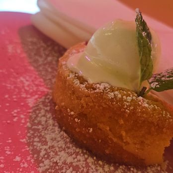 Nigel's Waterfront Restaurant - Butter cake - Bars Near Me - Long Beach, California