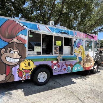 Lowry Parcade - Food truck in the parking lot! - Arcades Near Me - Tampa, Florida