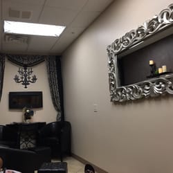 Salon Amissa - They have a separate "waiting area" which is a comfortable place to sit while waiting for the color to "work."