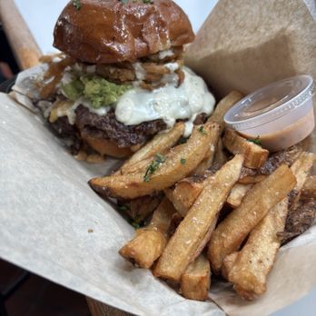 Vicious Eats - The Duce burger - Burgers Near Me - Balcones Heights, Texas Vicious Eats - The Duce burger - Burgers Near Me - Balcones Heights, Texas