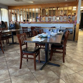Three Guys Italian Restaurant - Dining room - Italian Near Me - Franklin, Virginia Three Guys Italian Restaurant - Dining room - Italian Near Me - Franklin, Virginia