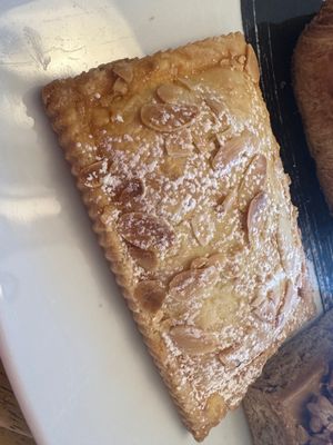 Dulce Artisanal Pastry by null