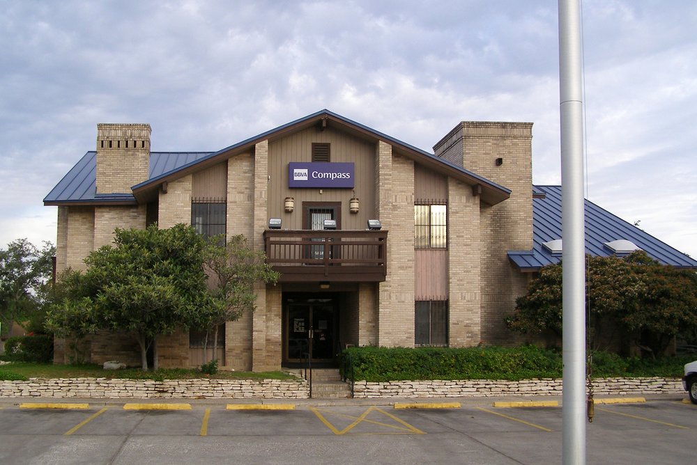 BBVA COMPASS - Updated December 2024 - 5400 Mcpherson Rd, Laredo, Texas ...
