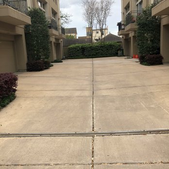 Tidal Wave Pressure & Soft Wash Solutions - North driveway after. - Pressure Washers Near Me Tidal Wave Pressure & Soft Wash Solutions - North driveway after. - Pressure Washers Near Me