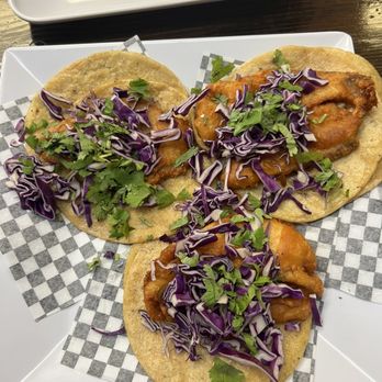 Sissy’s Sandwich - Fish Taco Trio! Delicious  I usually don't like fish tacos because they usually are dry for me, but these were perfect! - Sandwiches Near Me - Chicago, Illinois