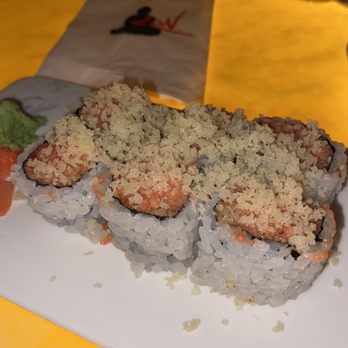 Kon Asian Bistro - Spicy crunchy tuna roll - Asian Fusion Near Me - Portland, Maine Kon Asian Bistro - Spicy crunchy tuna roll - Asian Fusion Near Me - Portland, Maine