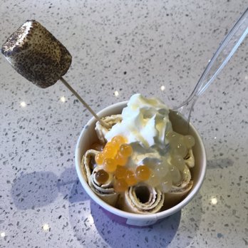 QQ Thai Ice Cream - Smore - Ice Cream & Frozen Yogurt Near Me - Toronto, Ontario