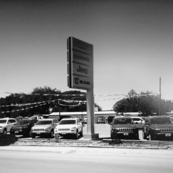 1. New Country Auto Center