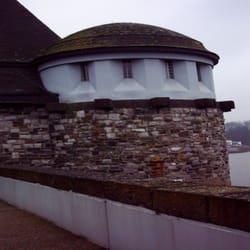 Sperrmauer