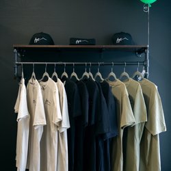 Farm Grass Table - Merch is great quality!