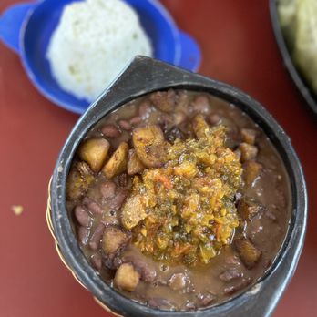La Tiendita Colombian Restaurant - Cazuela de Frijoles - Colombian Near Me - Mesa, Arizona La Tiendita Colombian Restaurant - Cazuela de Frijoles - Colombian Near Me - Mesa, Arizona