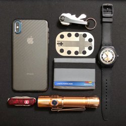 TOM BIHN - Nik's Minimalist Wallet